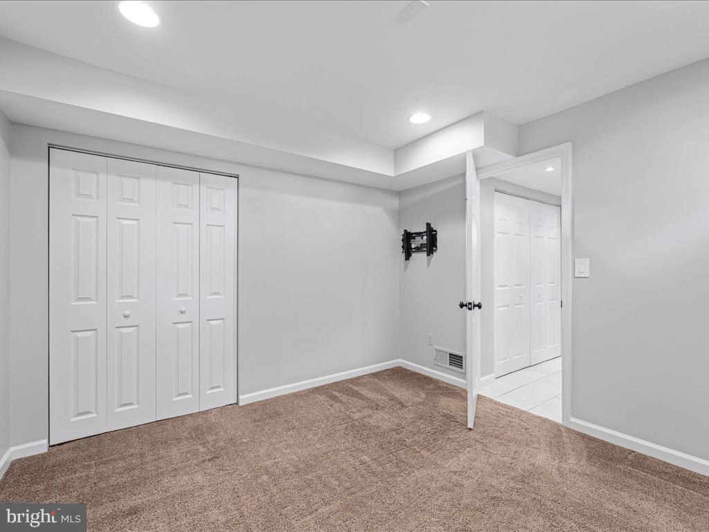Bedroom - 124 Hamilton Rd, Sterling, VA 20165 photo 5 of 5