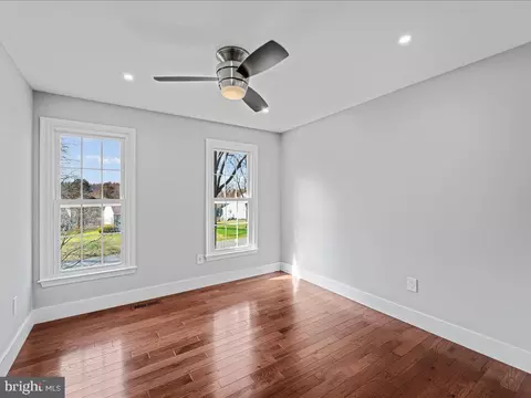 Other - 124 Hamilton Rd, Sterling, VA 20165 photo 11 of 19