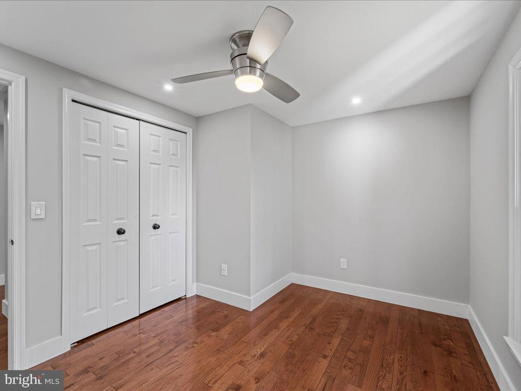 Bedroom - 124 Hamilton Rd, Sterling, VA 20165 photo 2 of 5