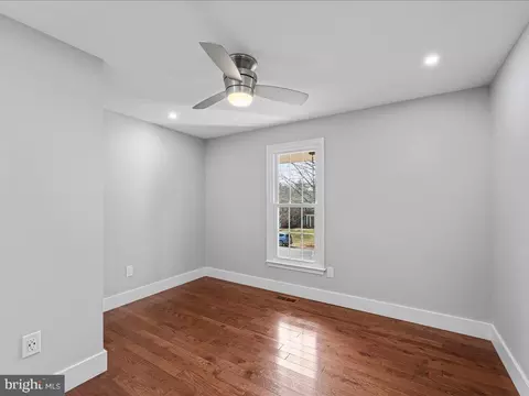 Other - 124 Hamilton Rd, Sterling, VA 20165 photo 14 of 19