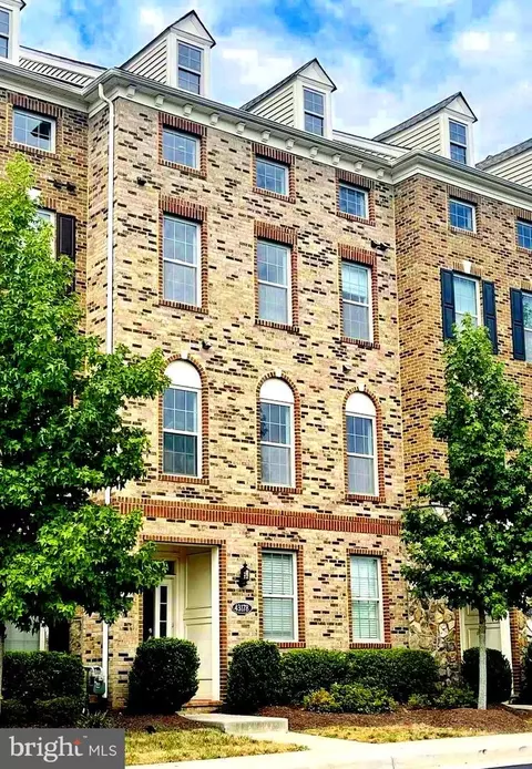 43178 Witham Sq, Ashburn, VA 20148