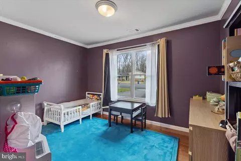 Bedroom - 1609 E Jefferson Ct E, Sterling, VA 20164 photo 5 of 8