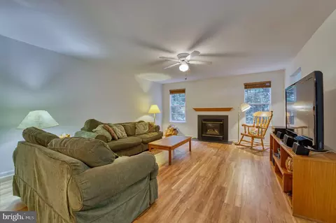 21618 Goodwin Ct, Broadlands, VA 20148 photo 19
