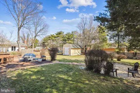 617 E Charlotte St, Sterling, VA 20164 photo 17