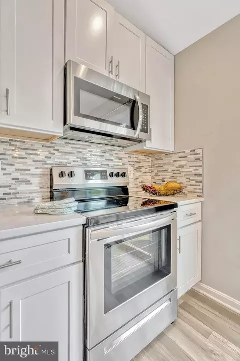 Kitchen - 26 Brinks Ct, Sterling, VA 20165 photo 4 of 4