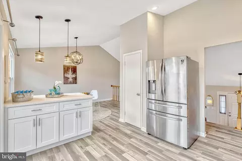 Kitchen - 26 Brinks Ct, Sterling, VA 20165 photo 1 of 4