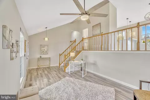 Entry Way - 26 Brinks Ct, Sterling, VA 20165 photo 1 of 2