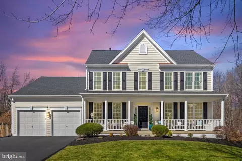 120 Cedargrove Pl SW, Leesburg, VA 20175
