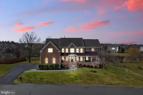 21483 Colonial Village Way, Ashburn, VA 20147
