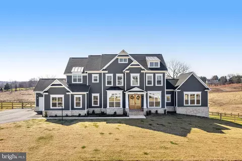 16737 Huntwick Pl, Hamilton, VA 20158