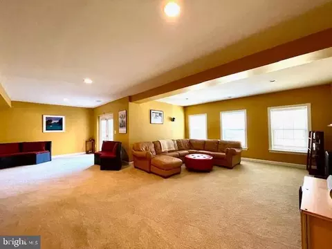 Living - 22341 Pasture Rose Pl, Broadlands, VA 20148 photo 4 of 5