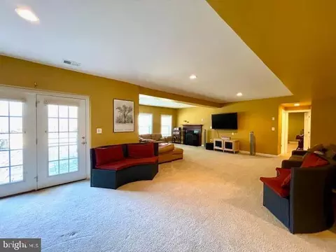 Living - 22341 Pasture Rose Pl, Broadlands, VA 20148 photo 3 of 5