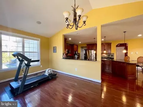 Dining - 22341 Pasture Rose Pl, Broadlands, VA 20148 photo 3 of 3