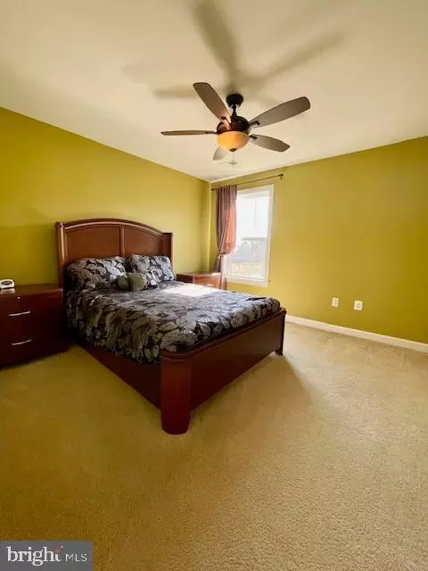 Bedroom - 22341 Pasture Rose Pl, Broadlands, VA 20148 photo 1 of 7
