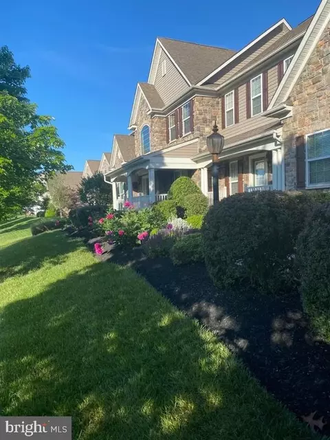 Exterior - 22341 Pasture Rose Pl, Broadlands, VA 20148 photo 2 of 8
