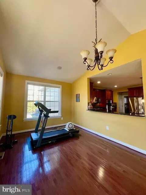 Dining - 22341 Pasture Rose Pl, Broadlands, VA 20148 photo 2 of 3