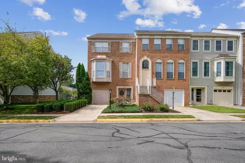 20839 Driftwood Ter, Sterling, VA 20165