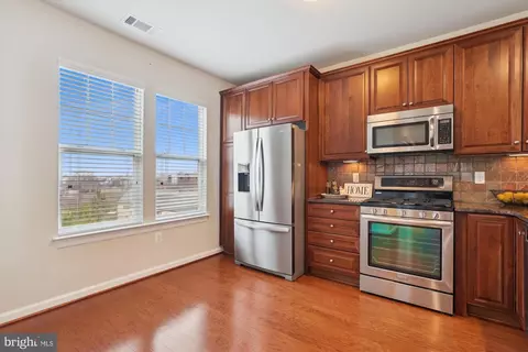 Kitchen - 20610 Hope Spring Ter #401, Ashburn, VA 20147 photo 1 of 4