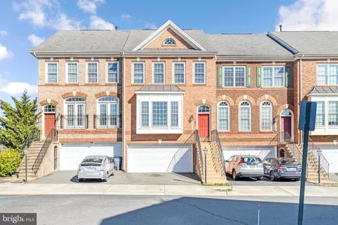 21761 Ladyslipper Sq, Ashburn, VA 20147