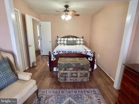 Bedroom - 1 Pheasant Run Ct, Sterling, VA 20164 photo 1 of 6