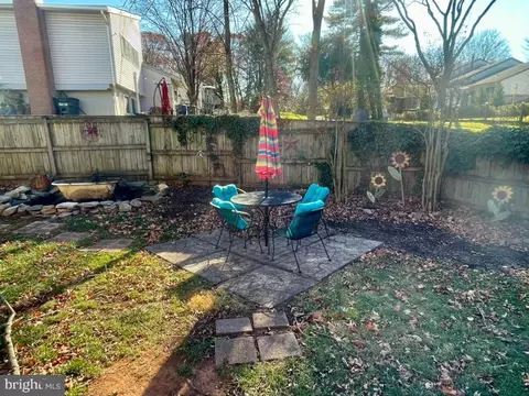 Exterior - 1 Pheasant Run Ct, Sterling, VA 20164 photo 19 of 32