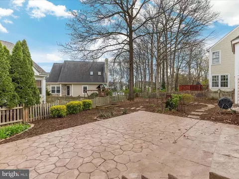Exterior - 20272 Rosedale Ct, Ashburn, VA 20147 photo 3 of 8