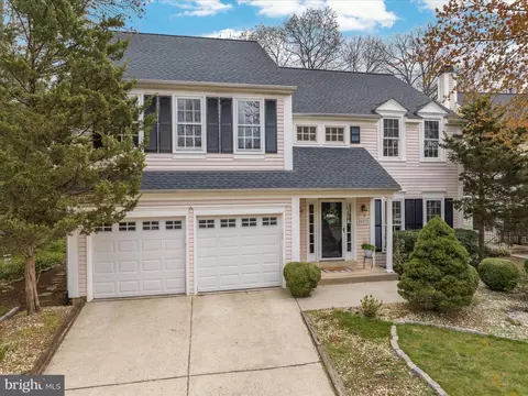 Exterior - 20272 Rosedale Ct, Ashburn, VA 20147 photo 7 of 8