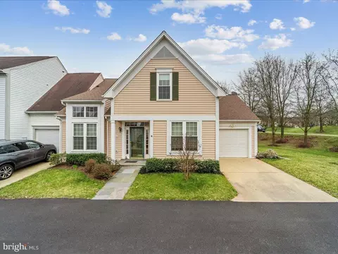 20454 Trout Ter, Ashburn, VA 20147
