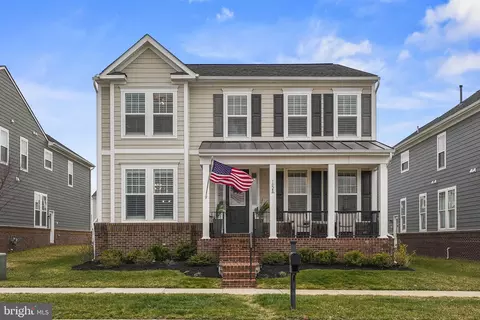 1028 Laconian St SE, Leesburg, VA 20175