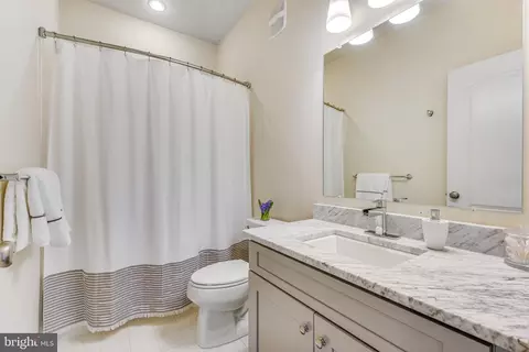 Bath - 23476 Bluemont Chapel Ter, Ashburn, VA 20148 photo 6 of 6