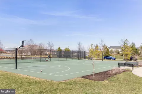 View/Area - 23476 Bluemont Chapel Ter, Ashburn, VA 20148 photo 1 of 2