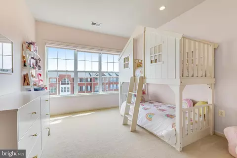 Bedroom - 23476 Bluemont Chapel Ter, Ashburn, VA 20148 photo 7 of 8