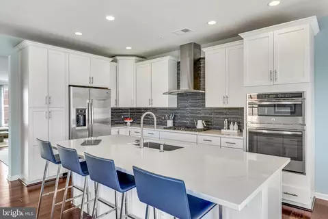 Kitchen - 23476 Bluemont Chapel Ter, Ashburn, VA 20148 photo 2 of 5