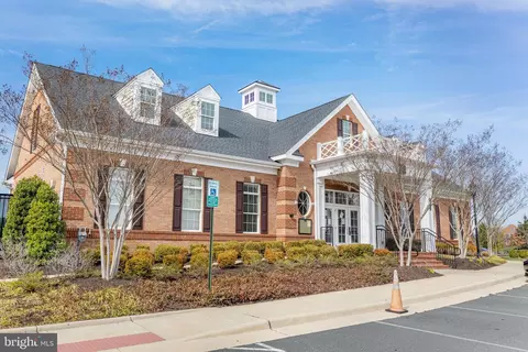 Exterior - 23476 Bluemont Chapel Ter, Ashburn, VA 20148 photo 10 of 11