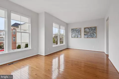 Other - 42712 Twinleaf Dr, Brambleton, VA 20148 photo 4 of 9