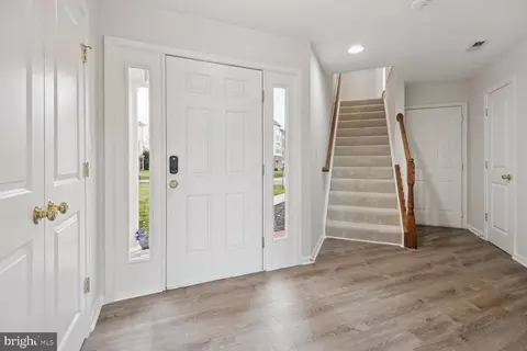 Entry Way - 42712 Twinleaf Dr, Brambleton, VA 20148 photo 1 of 1