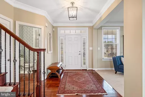 Entry Way - 17 Ramsdell Ct, Round Hill, VA 20141 photo 2 of 3