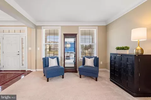 Living - 17 Ramsdell Ct, Round Hill, VA 20141 photo 3 of 6