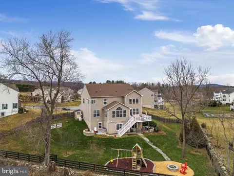 Exterior - 17 Ramsdell Ct, Round Hill, VA 20141 photo 15 of 15