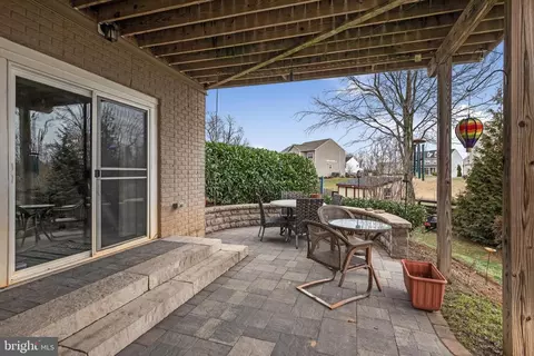 Exterior - 17 Ramsdell Ct, Round Hill, VA 20141 photo 9 of 15