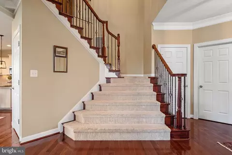 Entry Way - 17 Ramsdell Ct, Round Hill, VA 20141 photo 3 of 3