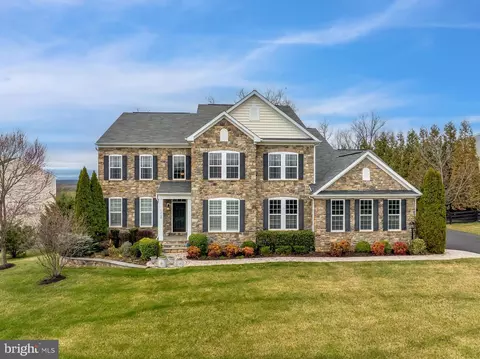 42528 Sweetpine Ln, Broadlands, VA 20148