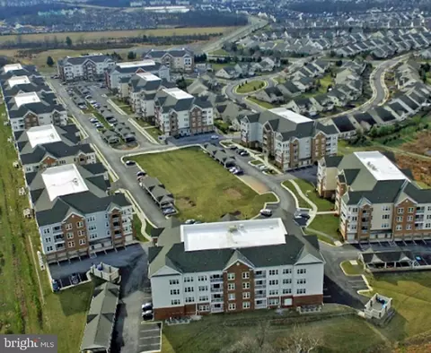 View/Area - 20570 Hope Spring Ter #304, Ashburn, VA 20147 photo 3 of 7