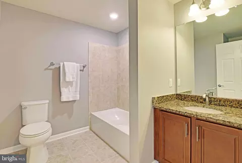 Bath - 20570 Hope Spring Ter #304, Ashburn, VA 20147 photo 4 of 4