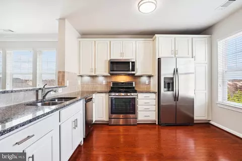 Kitchen - 20570 Hope Spring Ter #304, Ashburn, VA 20147 photo 2 of 6