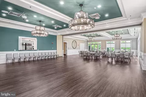 Living - 20570 Hope Spring Ter #304, Ashburn, VA 20147 photo 7 of 7