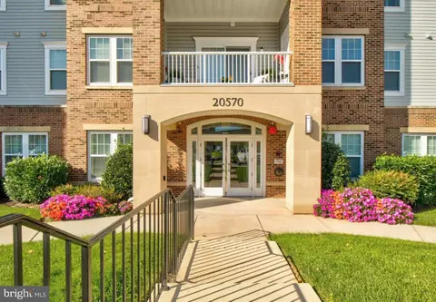 20570 Hope Spring Ter #304, Ashburn, VA 20147
