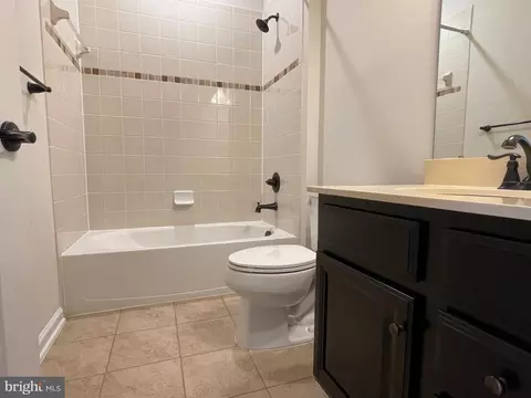 Bath - 22314 Foundation Dr, Ashburn, VA 20148 photo 4 of 4