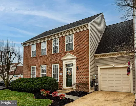 Exterior - 43265 Walter Ter, Ashburn, VA 20147 photo 4 of 9