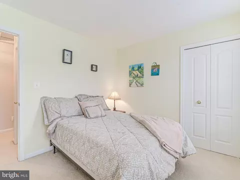 Bedroom - 43265 Walter Ter, Ashburn, VA 20147 photo 5 of 9